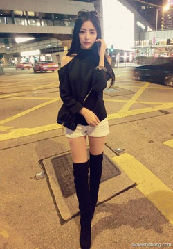 动漫打扑克趣味内容